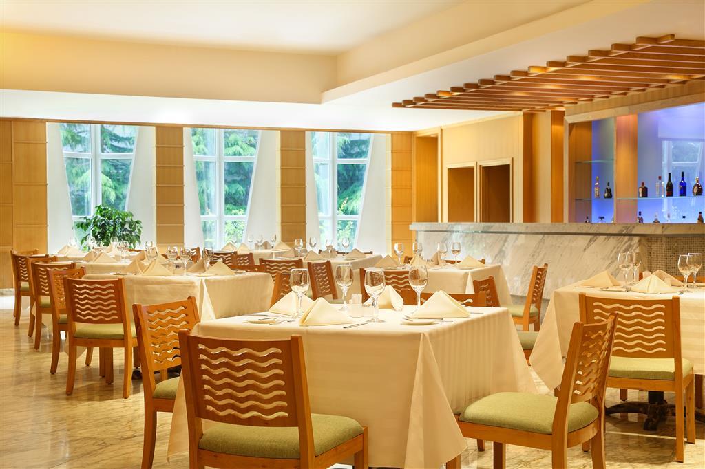 Sheraton Jiuzhaigou Resort Εστιατόριο φωτογραφία
